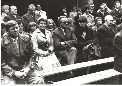 Zjazd absolwentów LO w Jodłowej 1985r..