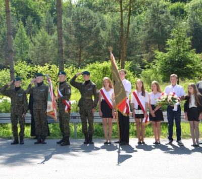 20 - lecie Nadania Imienia i Sztandaru SP w Dębowej_6